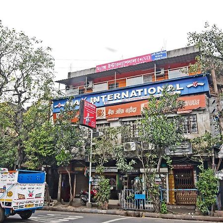 Oyo 85829 Max International Hotel Kolkata Luaran gambar