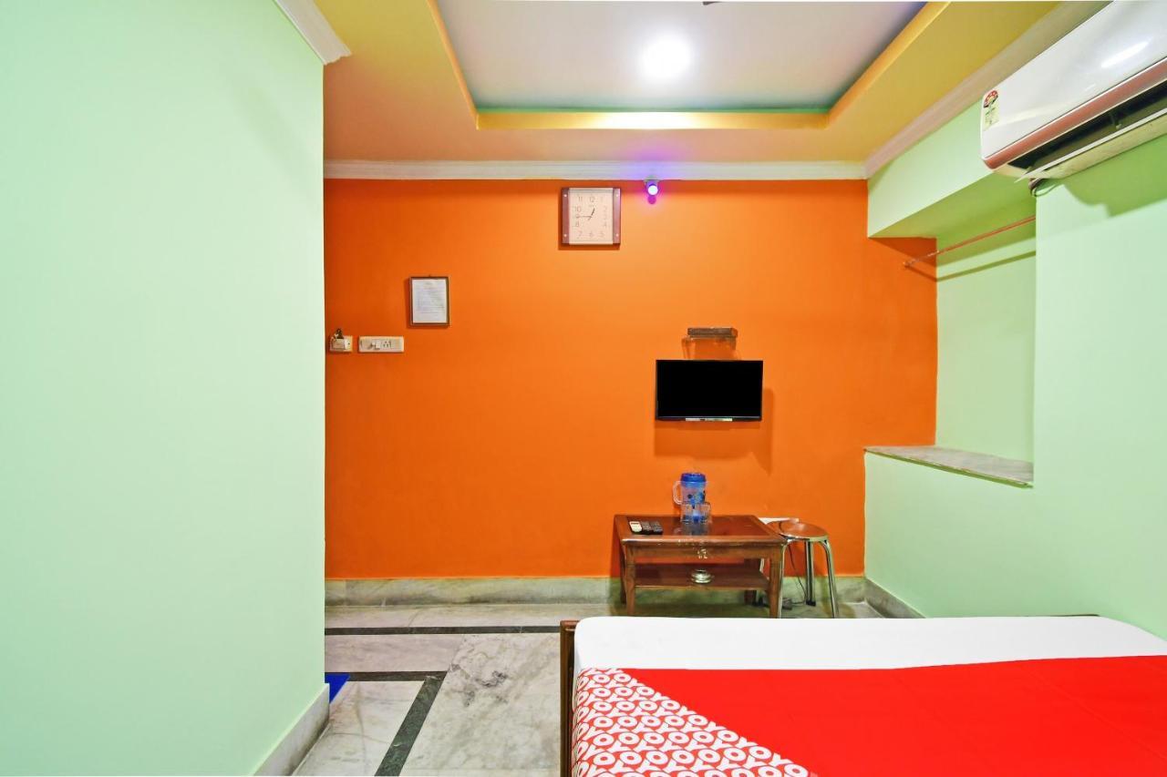 Oyo 85829 Max International Hotel Kolkata Luaran gambar