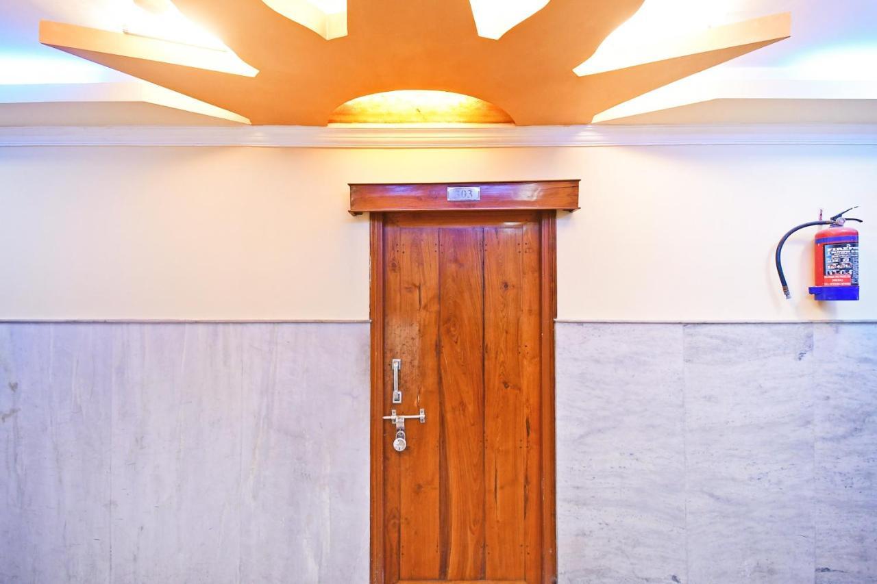 Oyo 85829 Max International Hotel Kolkata Luaran gambar